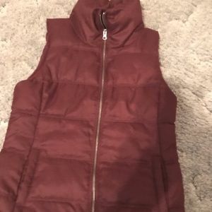 Old Navy quilted puff vest. Fits like a small